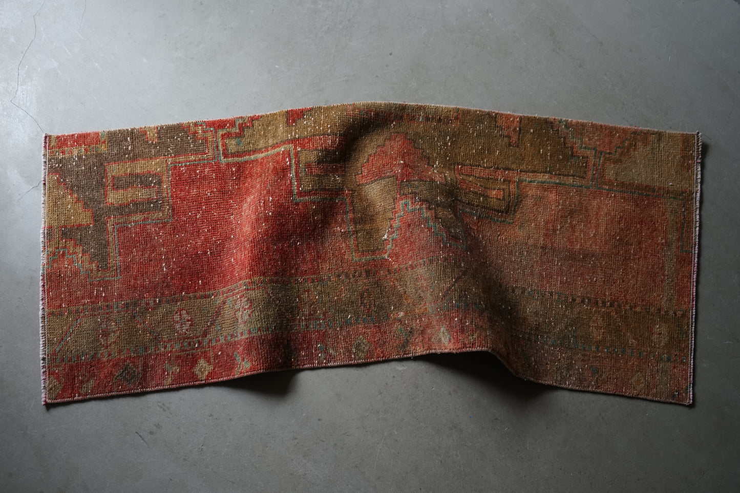 TURKEY OLD ISPARTA RUNNER 1970年代 132 × 51.5 cm No.TR25203