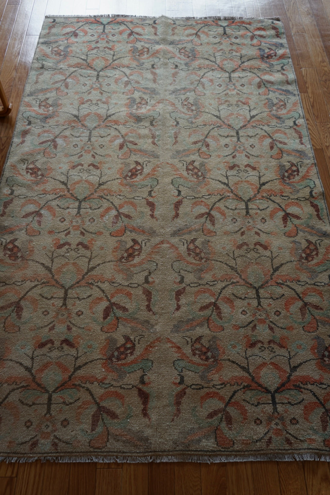 Türkiye Old Isparta Beige Floral 1970年代 218 × 136 cm No.TR25267