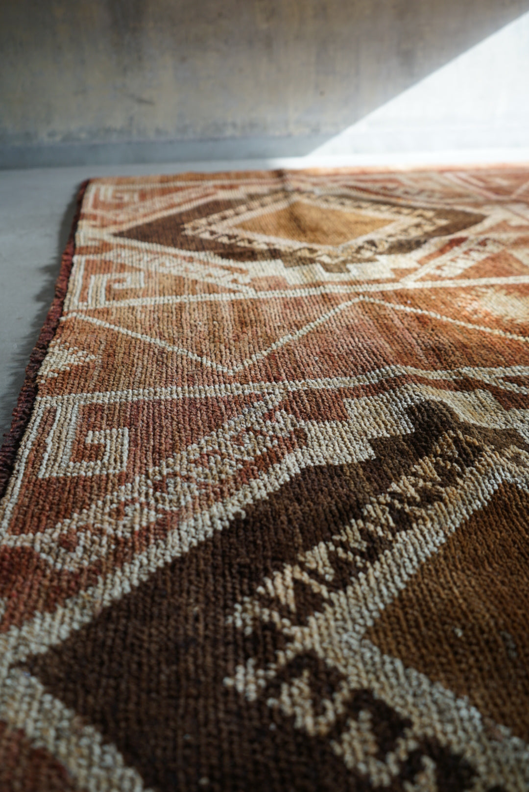 TURKEY VINTAGE ANATORIA BROWN 1980年代 256 × 155 cm No.TR25157