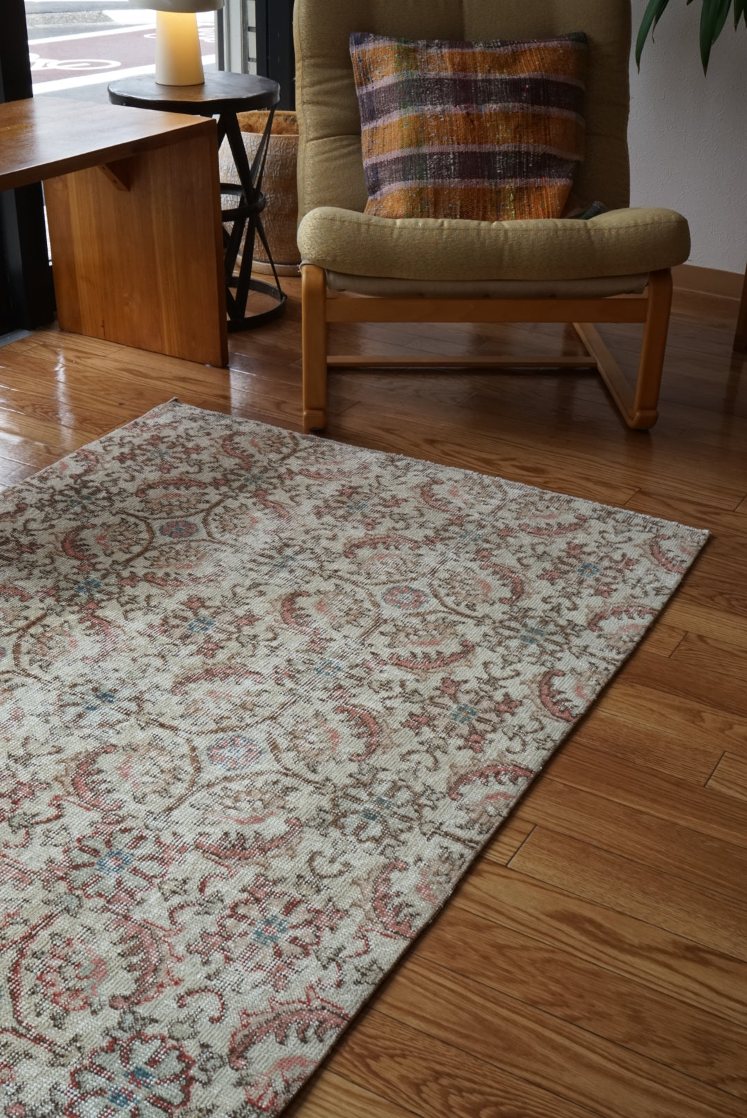 Türkiye Old Isparta Beige , Rose Pink , Botanical 1970年代 194 × 97 cm No.TR25452 / 国内送料無料