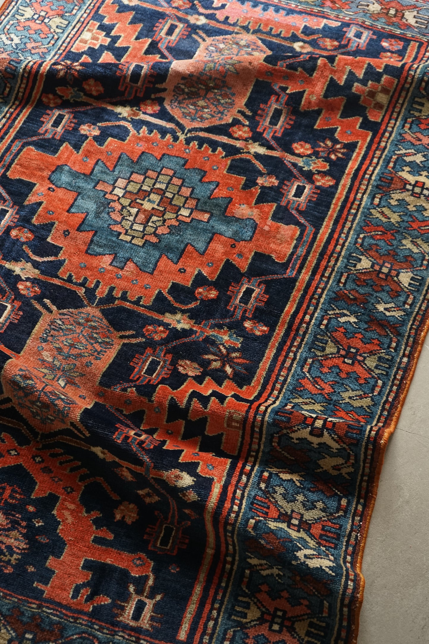 店頭販売 IRAN ANTIQUE BAKHTIARI 1820-1840年代 151 × 101 cm