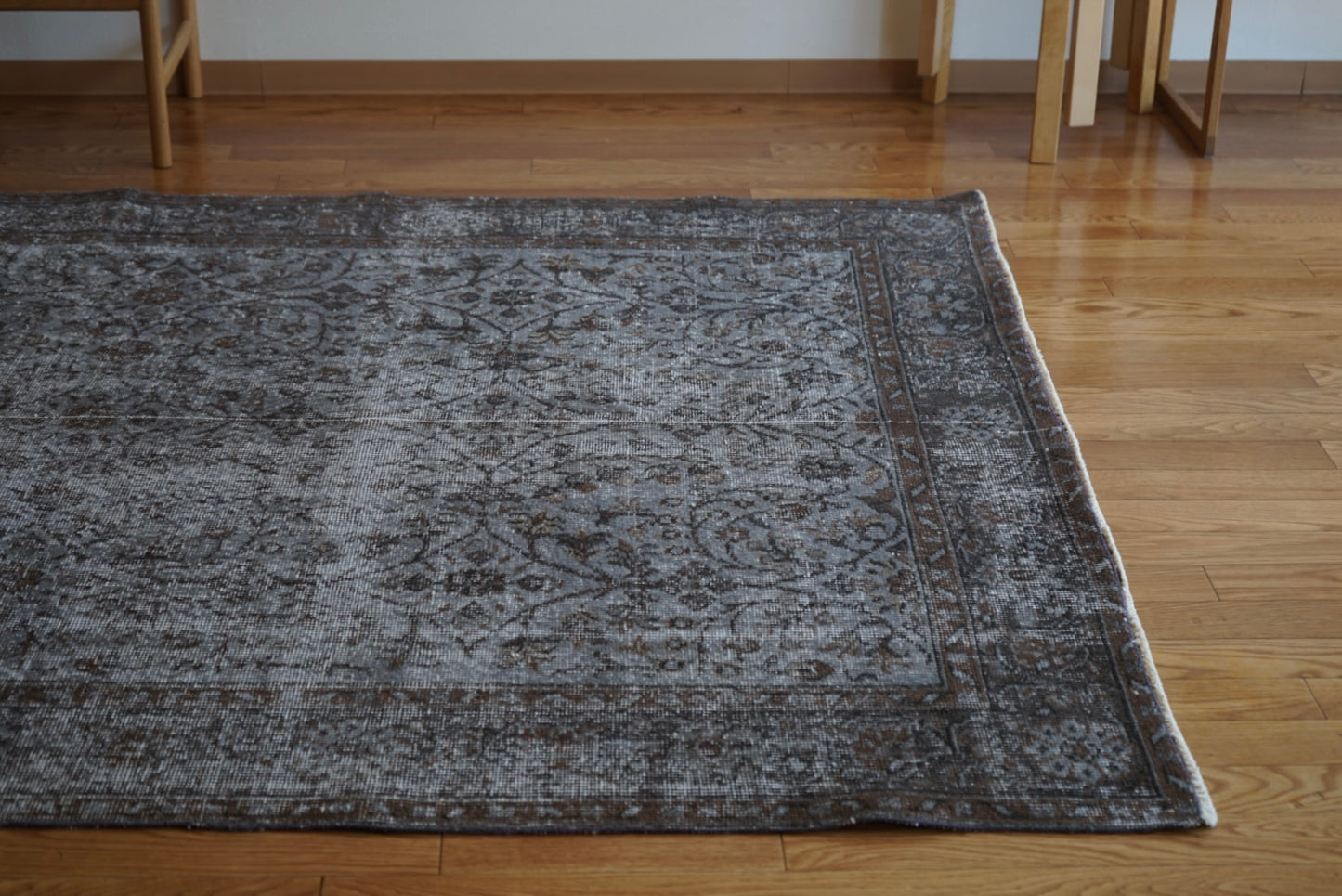 Türkiye Old Isparta Gray , Brown Overdye 1960年代 259 × 162.5 cm No.TR25403