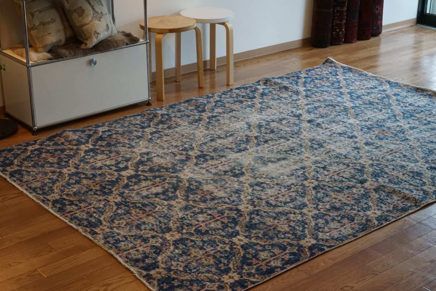 Türkiye Old Isparta Blue 1970年代 255 × 176.5 cm No.TR25434