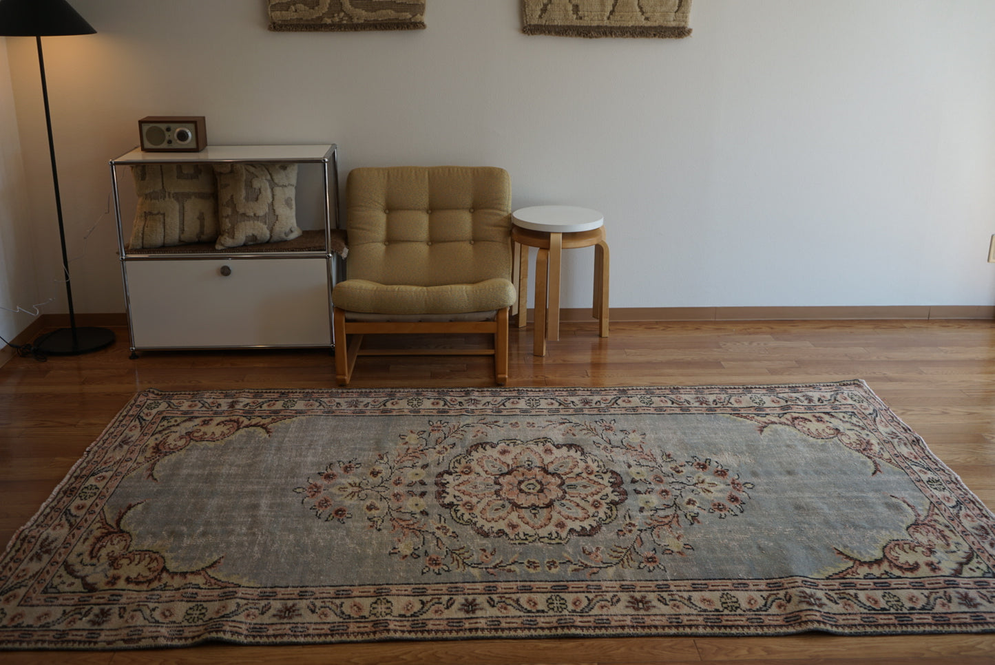 Türkiye Old Isparta Floral Medallion Blue 1970年代 254 × 147 cm No.TR25355