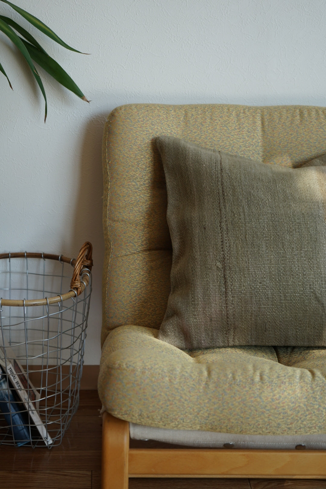 Türkiye Old Kilim Cushion Cover Sage Green Stripe Design 46 × 45 cm No.TR25562 / 送料無料・羊毛手織りキリム