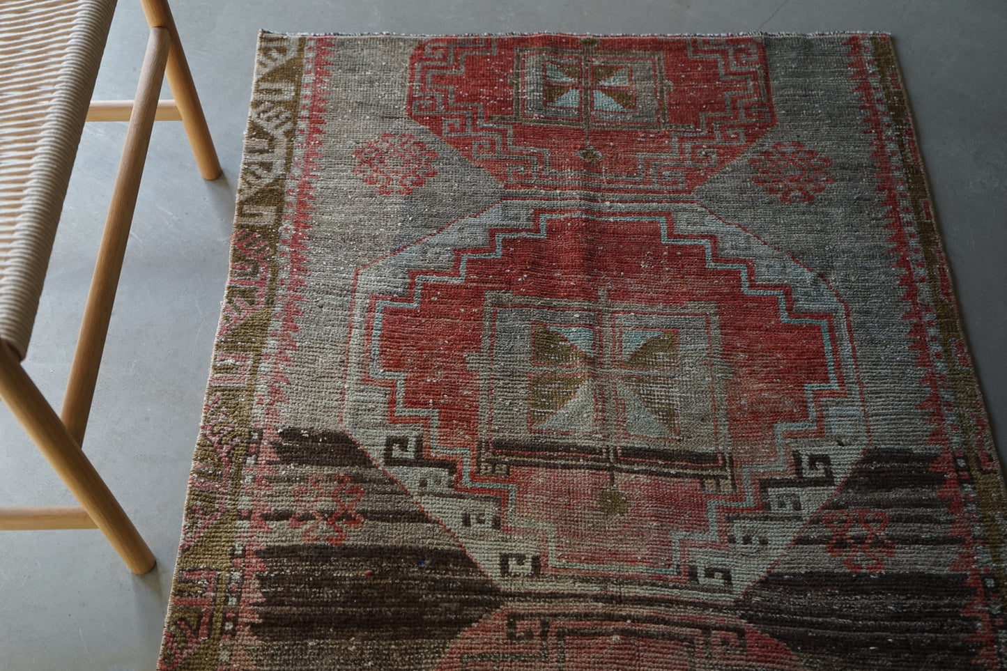 TURKEY VINTAGE SMALL RUG ANATORIA 114 × 94 cm No.TR25186