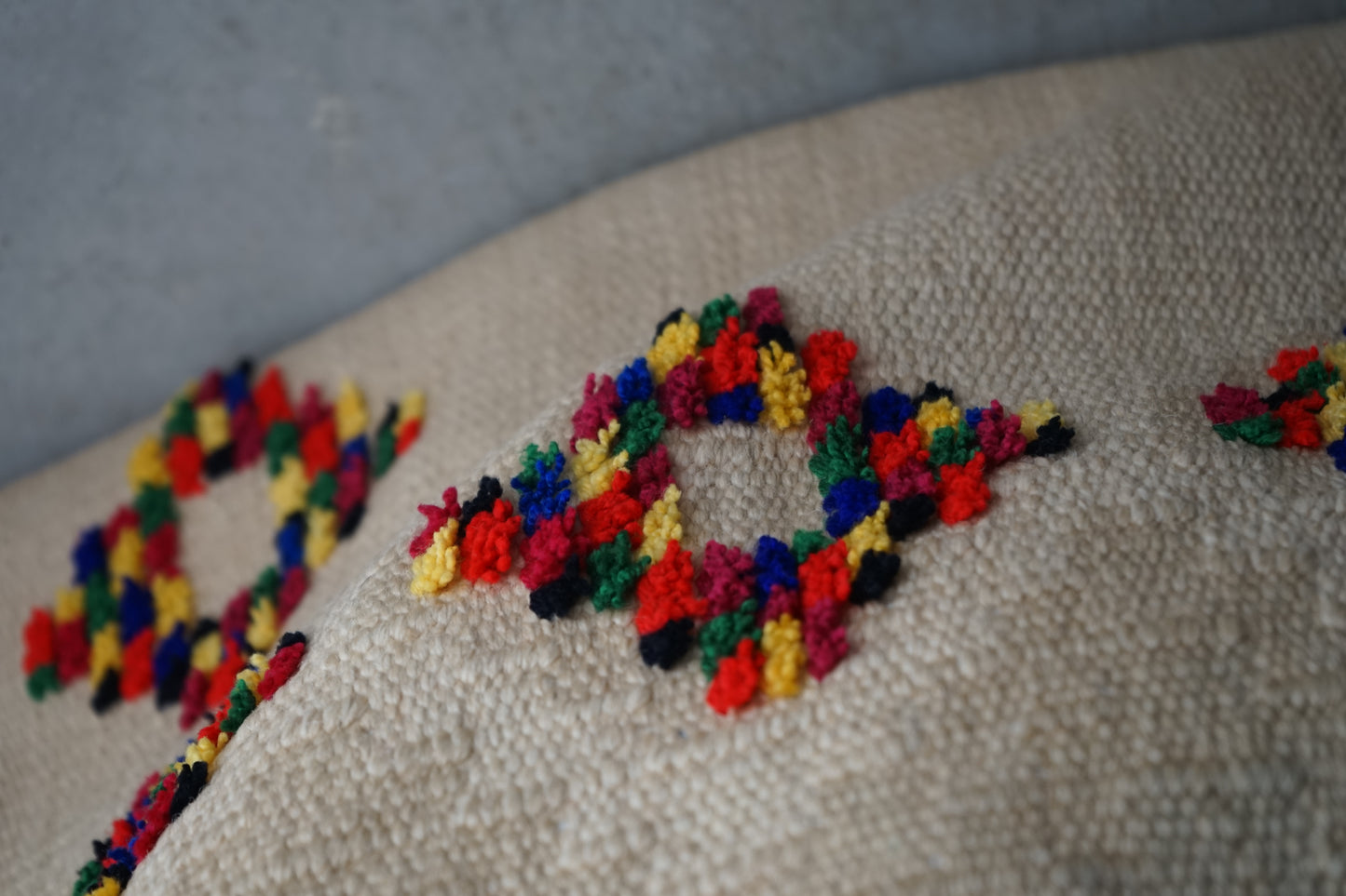 TURKEY VINTAGE KILIM DOT FLOWER 1980年代 125 × 80 cm No.TR25195