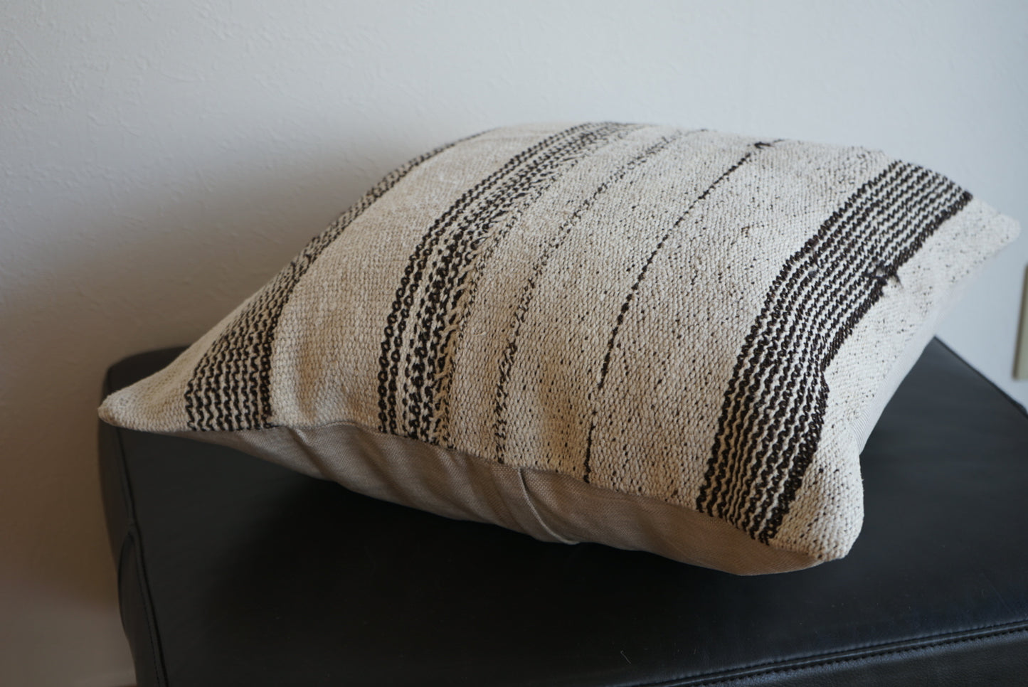 Türkiye Old Kilim Cushion Cover Stripe White , Black 50 × 50 cm No.TR25393