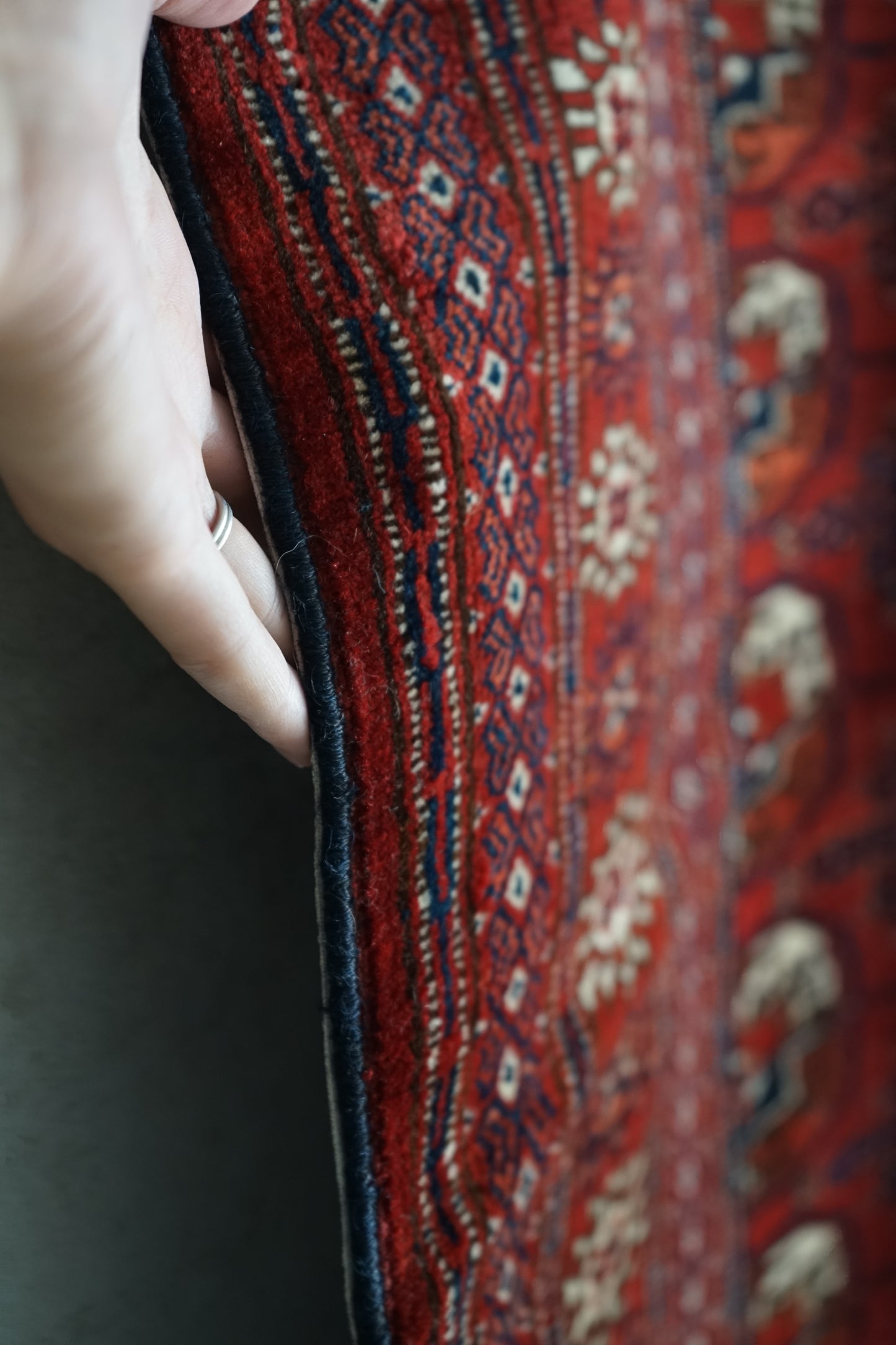 店頭販売 IRAN ANTIQUE TURKMEN ERSARI 1820-1840年代 200 × 128 cm