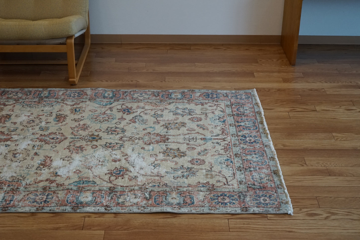 Türkiye Old Isparta Ancient Beige Floral 1970年代 214 × 114.5 cm No.TR25436