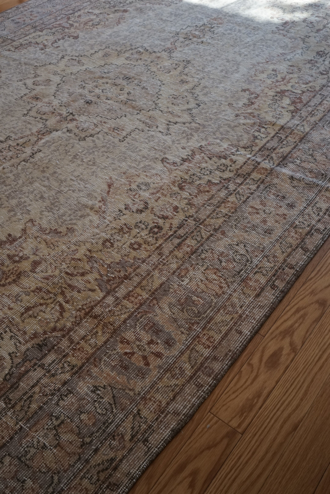 Türkiye Old Isparta Medallion Beige , Glay 1960年代 284 × 183.5 cm No.TR25476