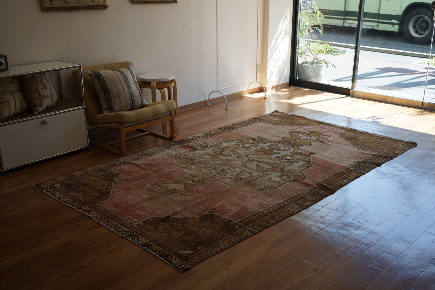 TURKEY OLD OUSHAK SALMON PINK 1970年代 286 × 162 cm No.TR25197