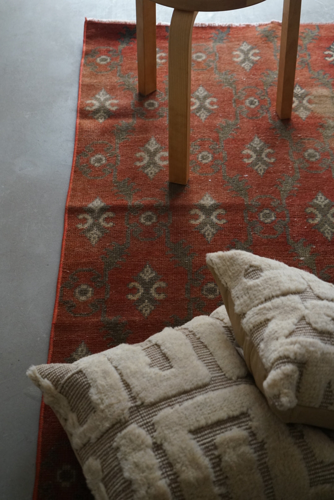 TURKEY OLD ISPARTA BLOOD ORANGE 1970年代 172 × 86 cm No.TR25150