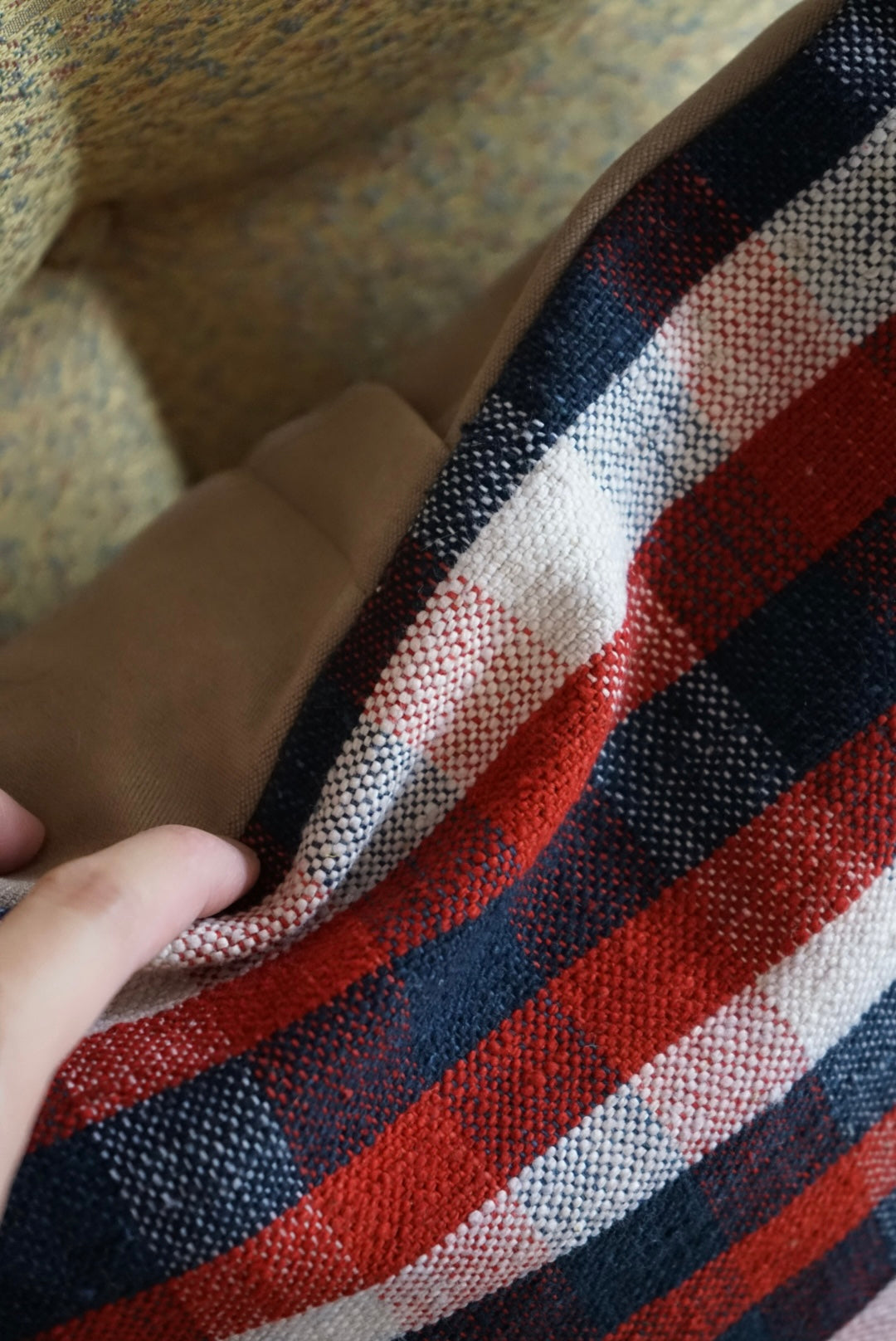 Türkiye Old Kilim Cushion Cover Navy , White , Red Mix Color Checker Design 50 × 50 cm No.TR25525 / 国内送料無料・羊毛手織りキリム
