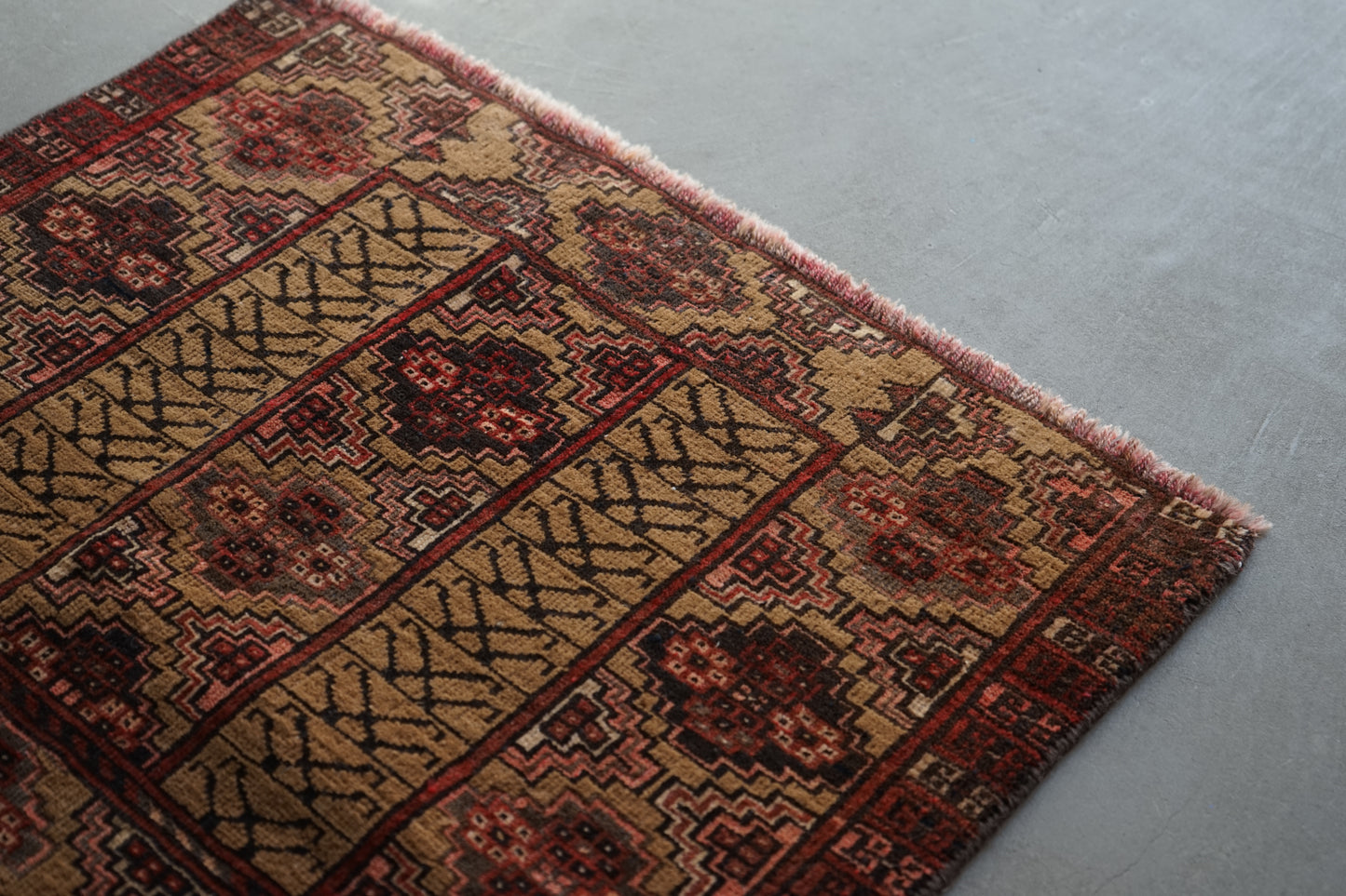 AFGHANISTAN OLD TURKMEN PARDA 1955年代 103 × 71 cm No.AF2514