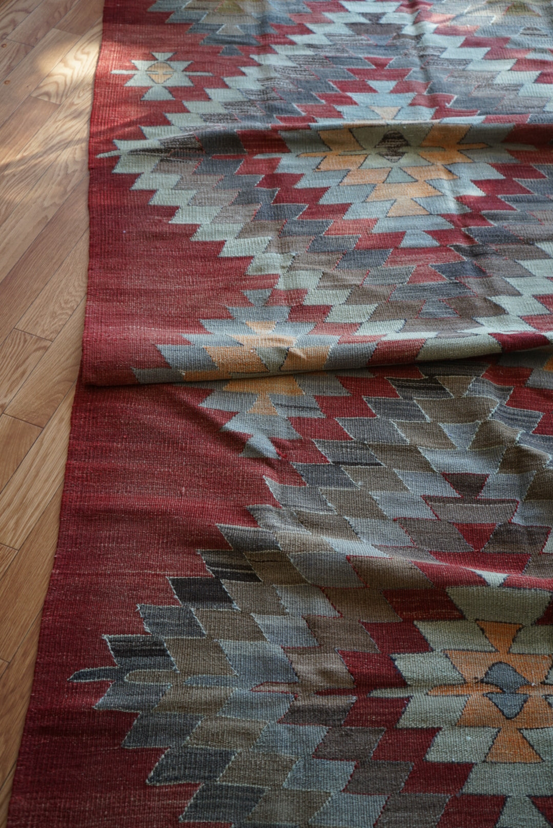 Türkiye Old Kilim Kars Earth Red Tribal Design 1970年代 251 × 137 cm No.TR25547 / 国内送料無料・羊毛手織りキリム