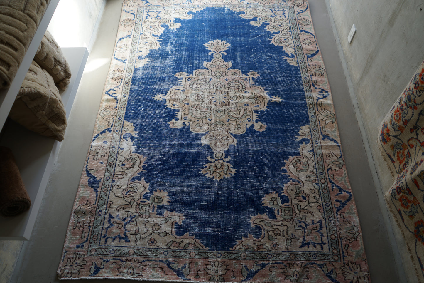 TURKEY OLD ISPARTA BLUE 1970年代 236 × 163 cm No.TR25205