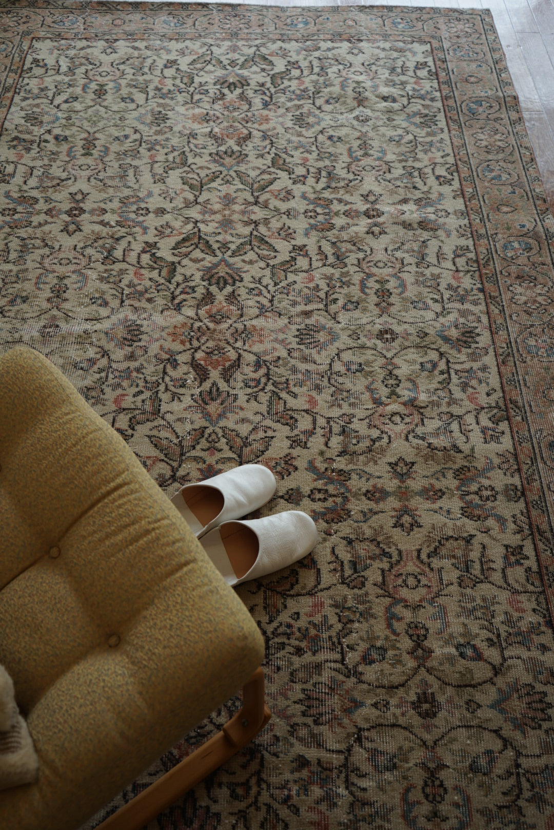 Türkiye Old Isparta Pink Beige Floral 1960年代 273 × 160 cm No.TR25381