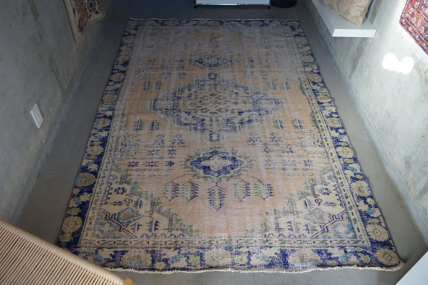 Türkiye Old Isparta Beige Blue 1970年代 246 × 159 cm No.TR25226