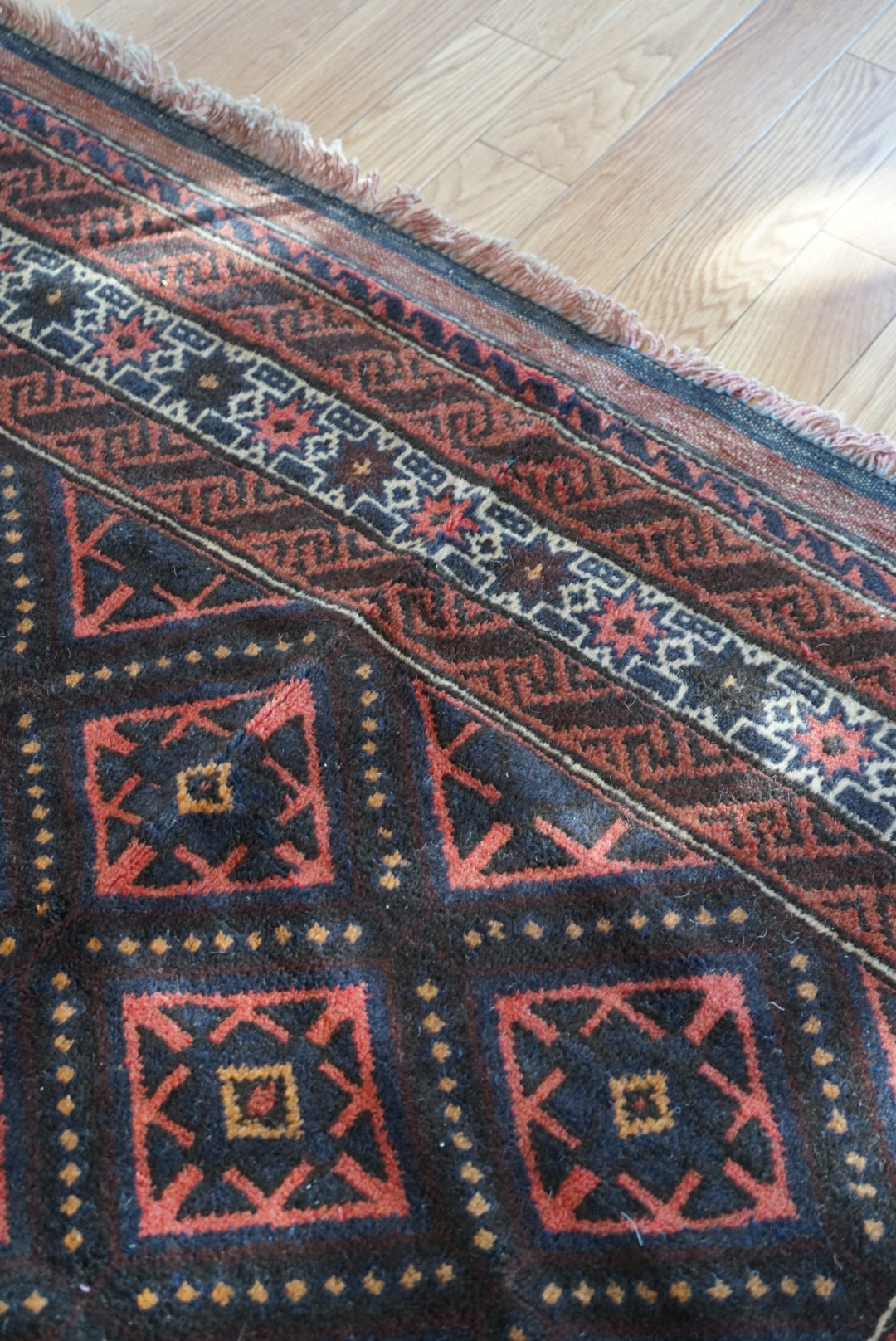 Afghanistan Old Baluch Taimani 1980年代 193 × 123 cm  No.AF2543 / 国内送料無料・羊毛手織り絨毯