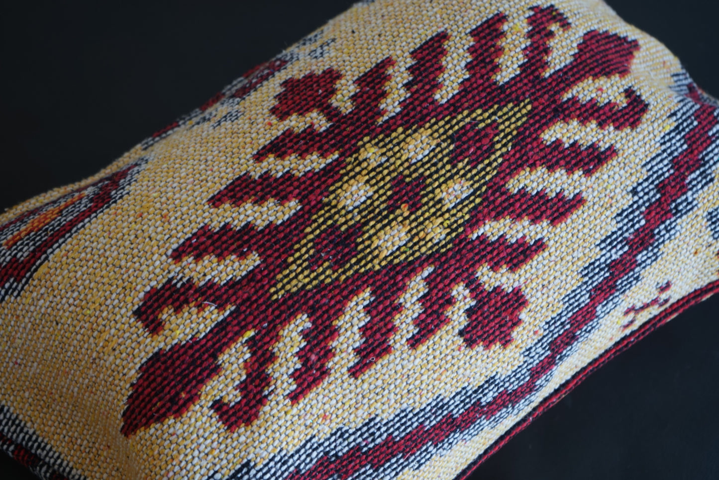 Türkiye Old Kilim Cushion Cover 表 Red / 裏 Yellow 49 × 39 cm No.TR25394