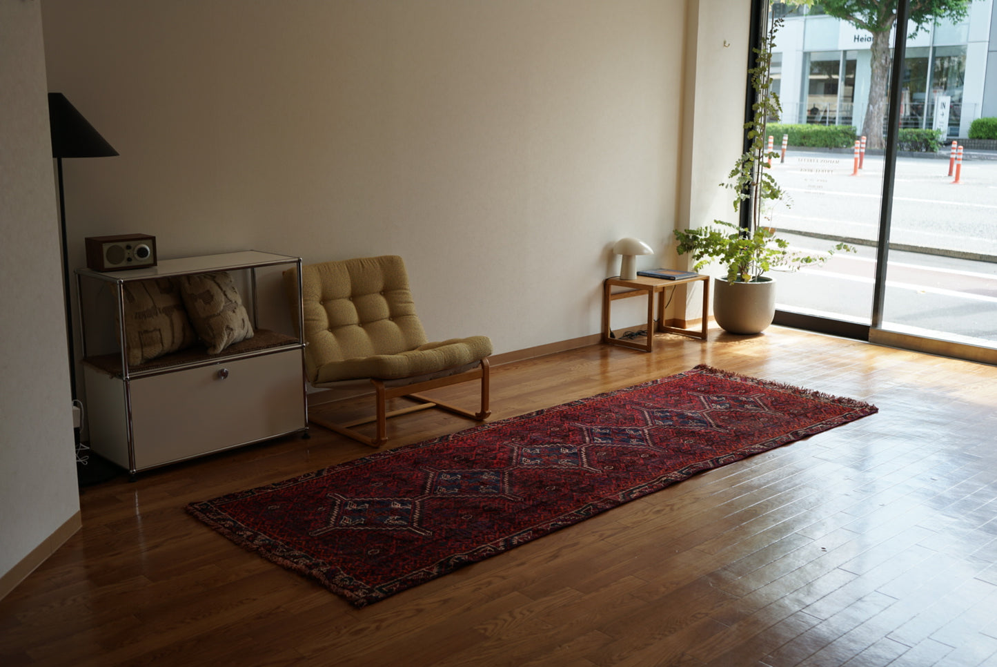 店頭販売 IRAN ANTIQUE SHIRAZ KHAMSEH RUNNER 1920年代 284 × 98 cm / 9'3" × 3'2" ft