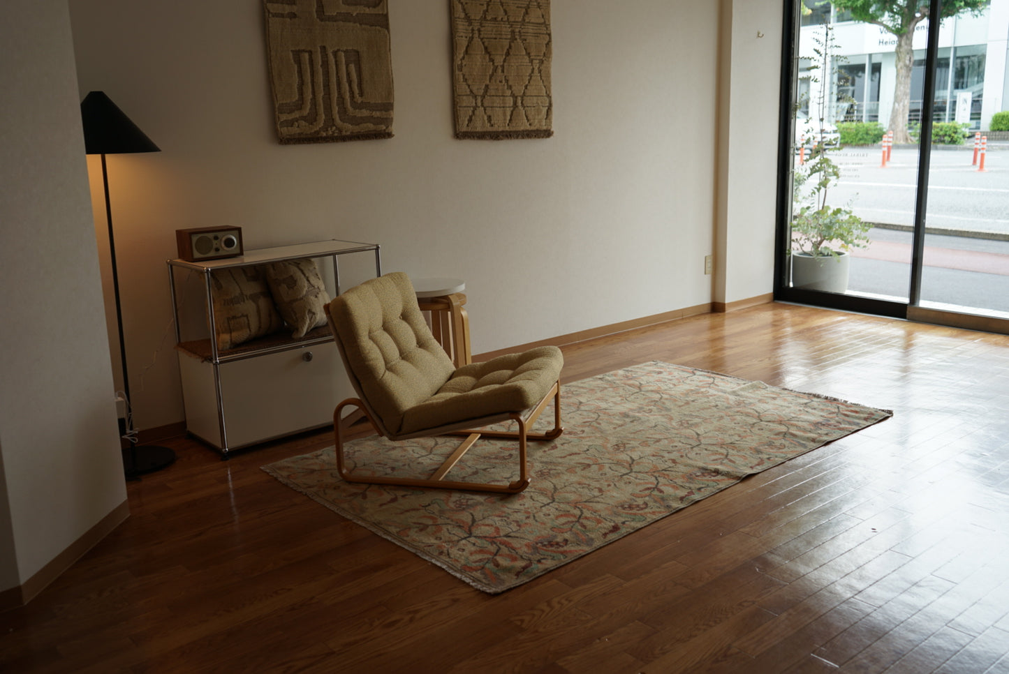 Türkiye Old Isparta Beige Floral 1970年代 218 × 136 cm No.TR25267