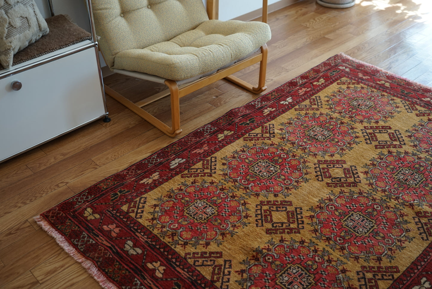 Afghanistan Old Turkmen Yellow Mustard 1950年代 188 × 123 cm No.AF2520