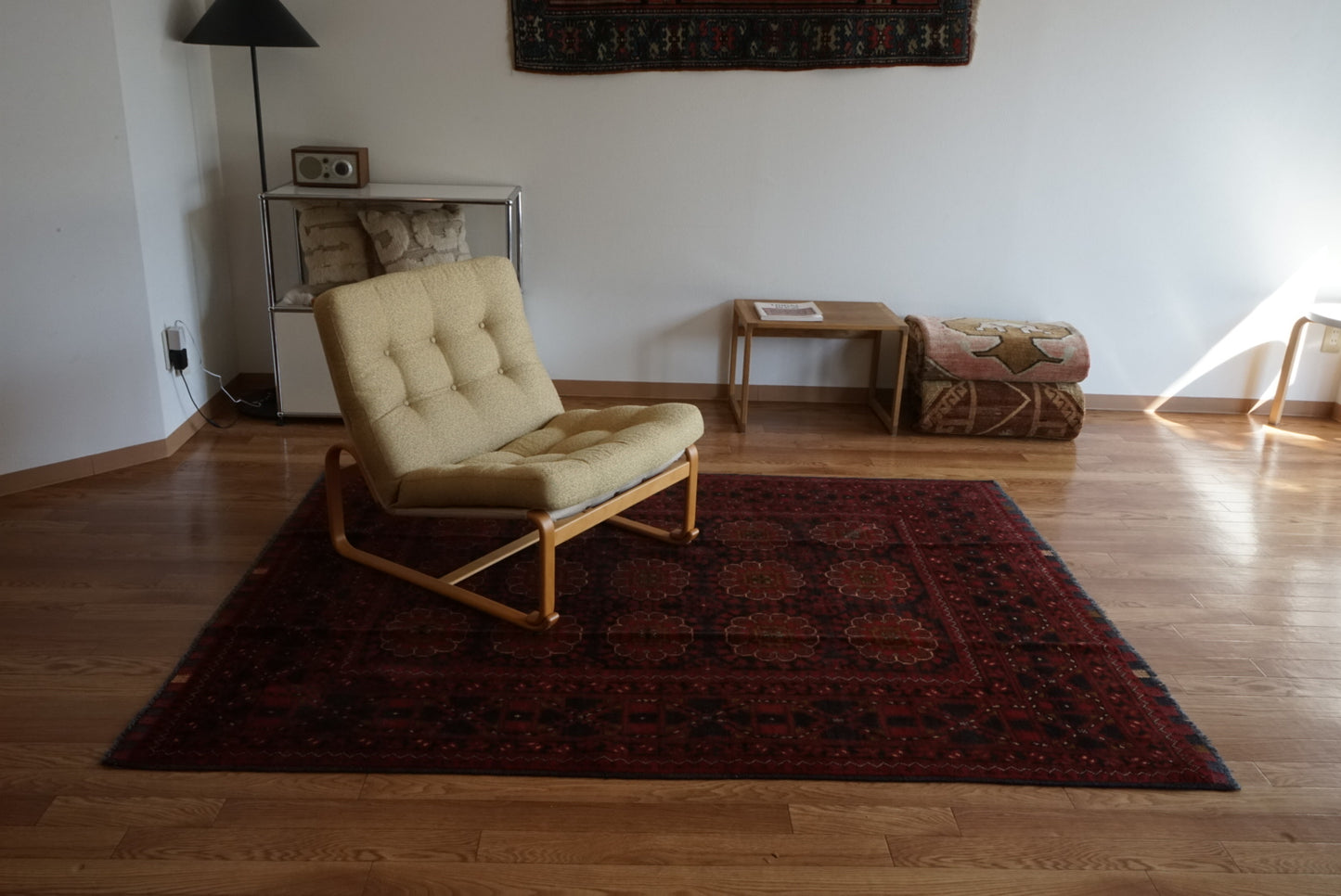 店頭販売 Afghanistan Vintage Turkmen 1980年代 201 × 146.5 cm  No.AF2536 / 国内送料無料・羊毛手織り絨毯
