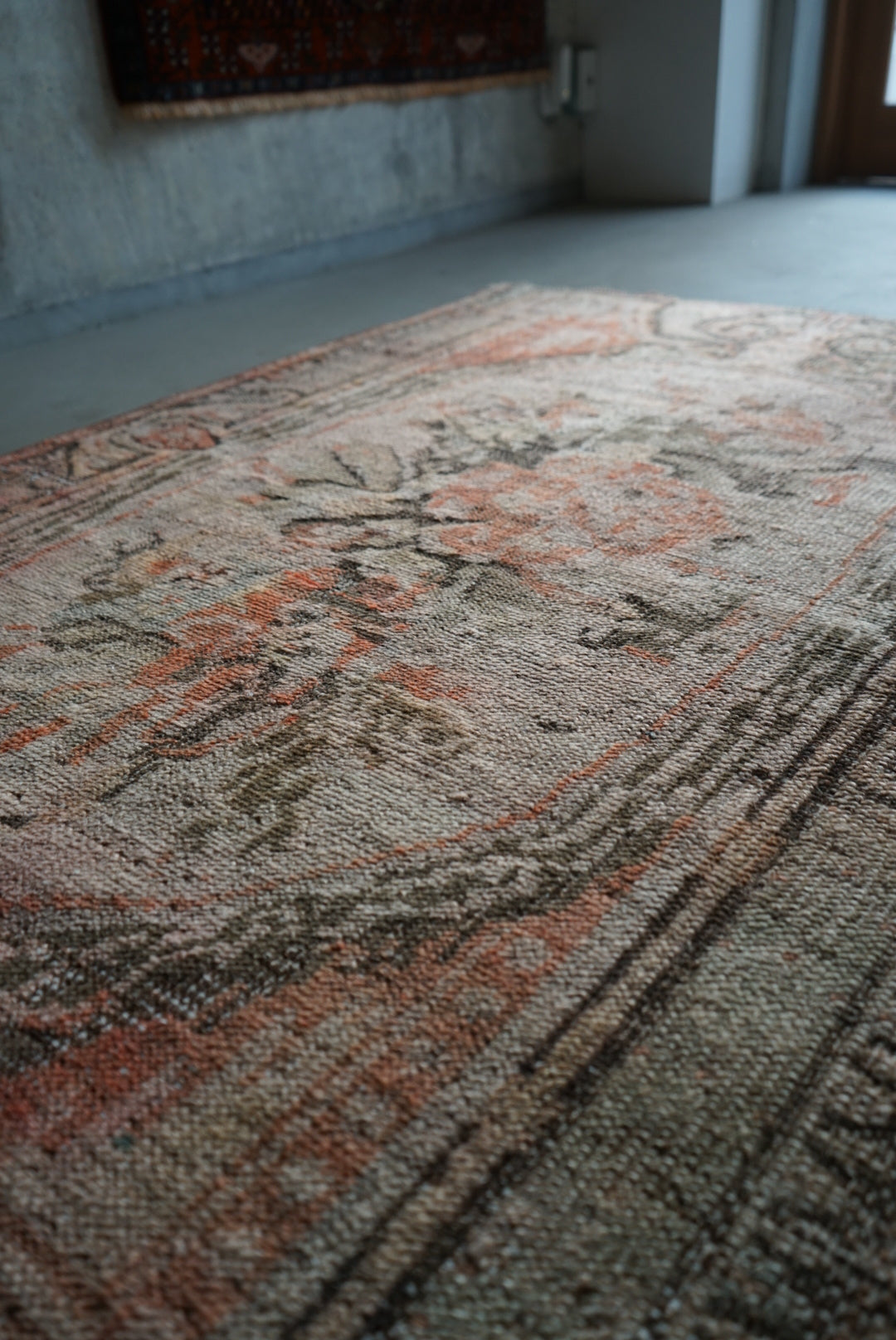 TURKEY OLD ISPARTA ROSE FLOWER 1950-1960年代 161 × 107.5 cm No.TR25129