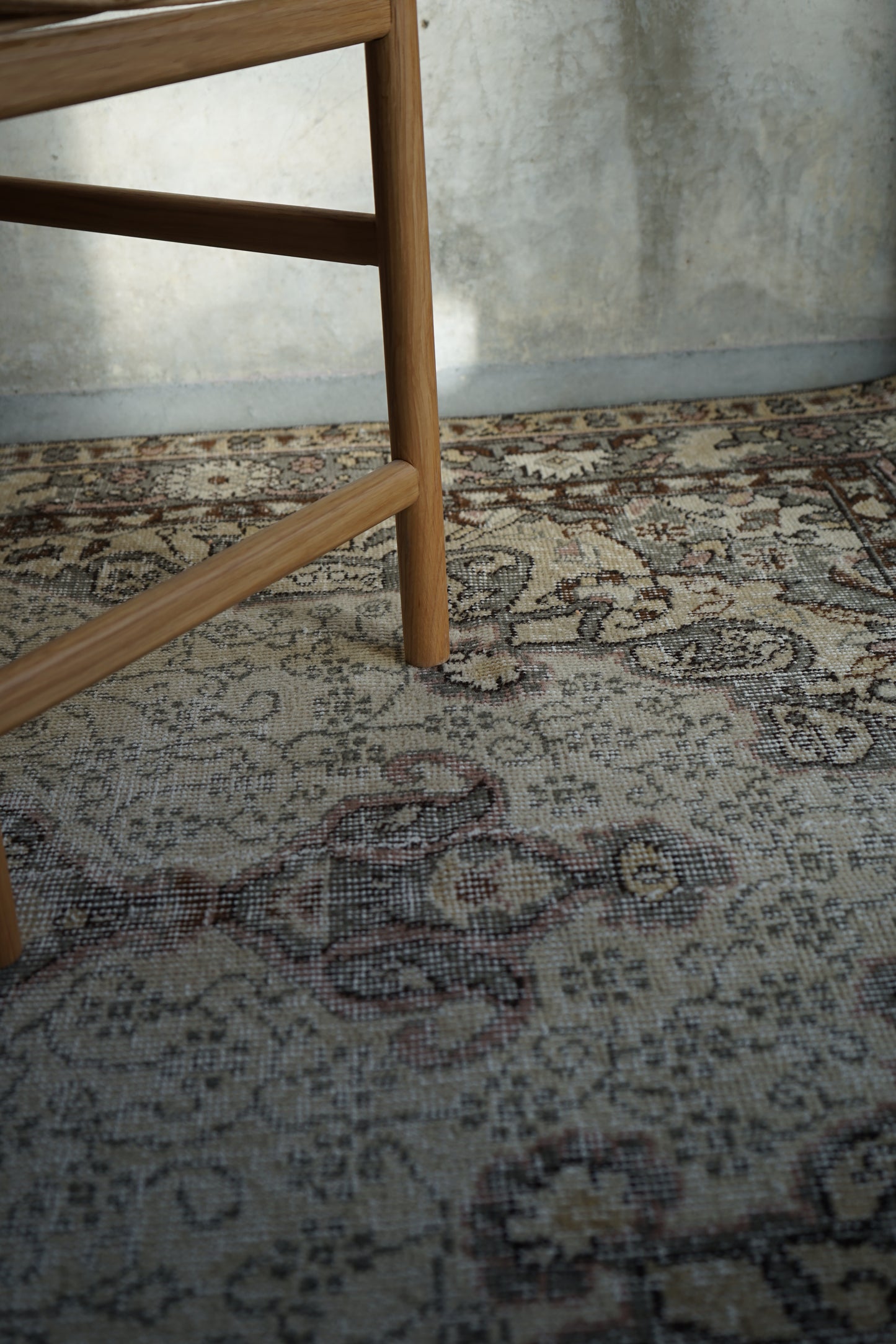 TURKEY OLD ISPARTA MOSS GREY 1970年代 251 × 146 cm No.TR25214