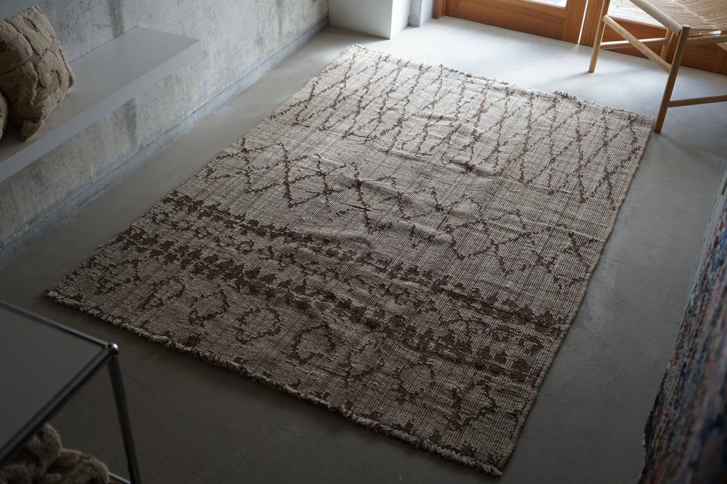 店頭販売 ORIGINAL IRAN QASHQAI KILIM " TRIBE " 204 × 142 cm