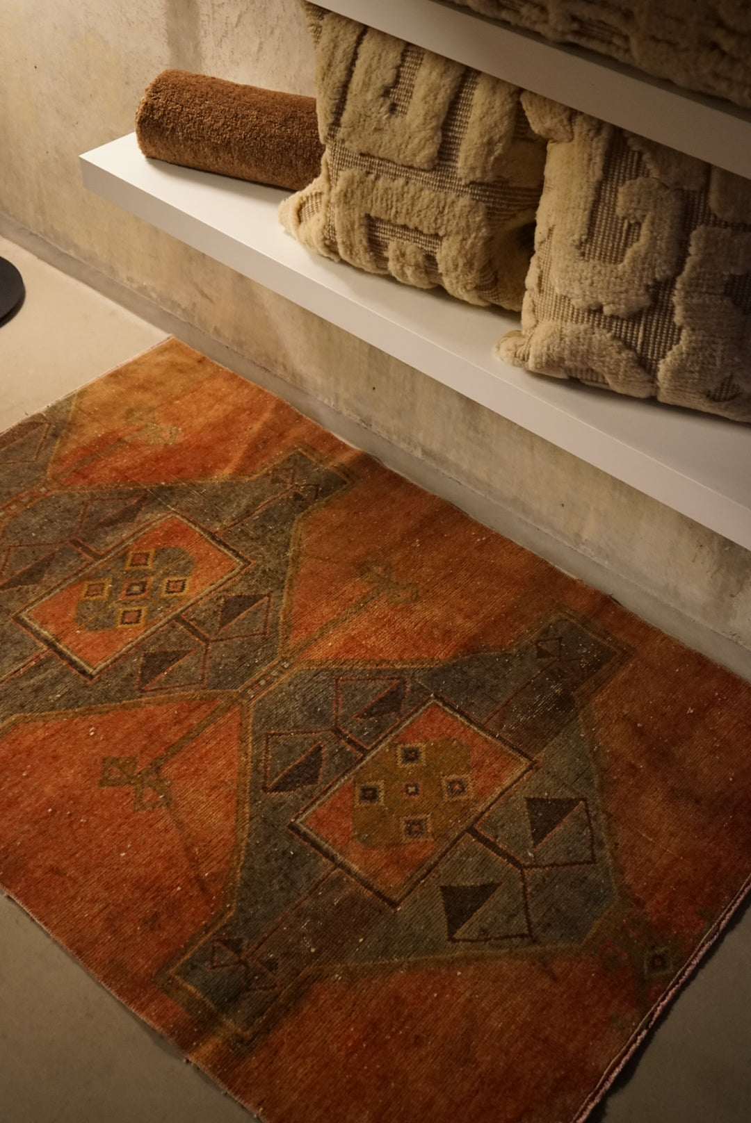 Türkiye Old Oushak Orange Small size 1970年代 137 × 91 cm No.TR25235