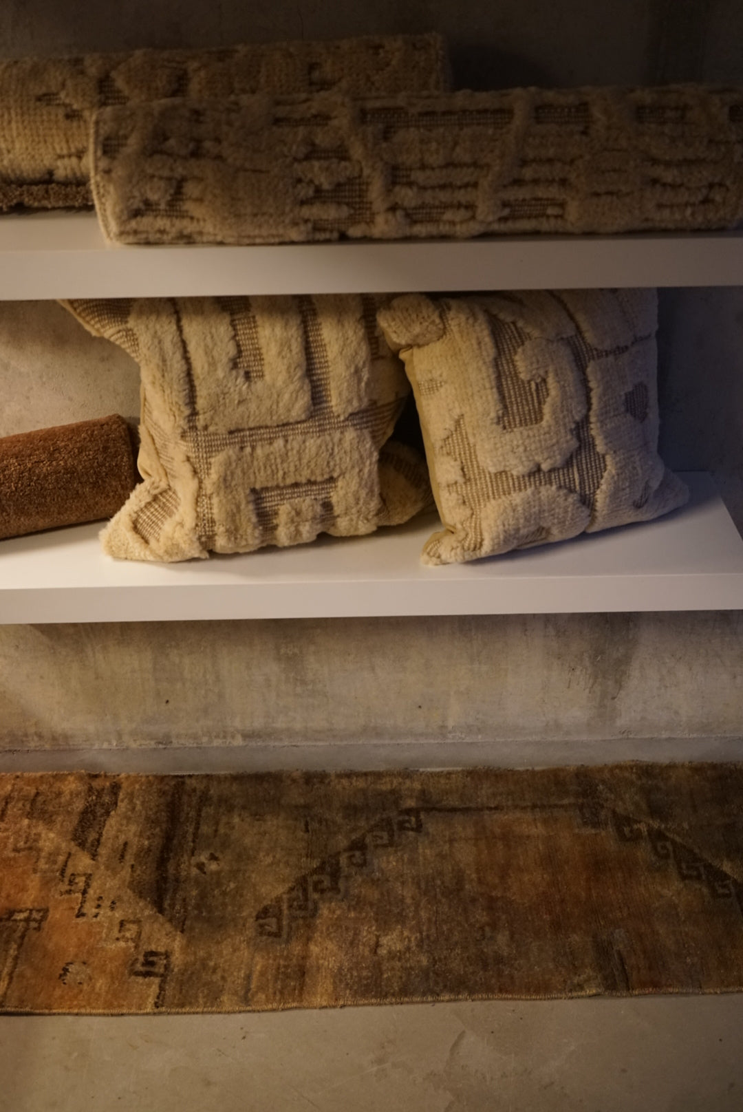 Türkiye Old Oushak Beige Fragment Runner  1970年代  152 × 42 cm No.TR25239