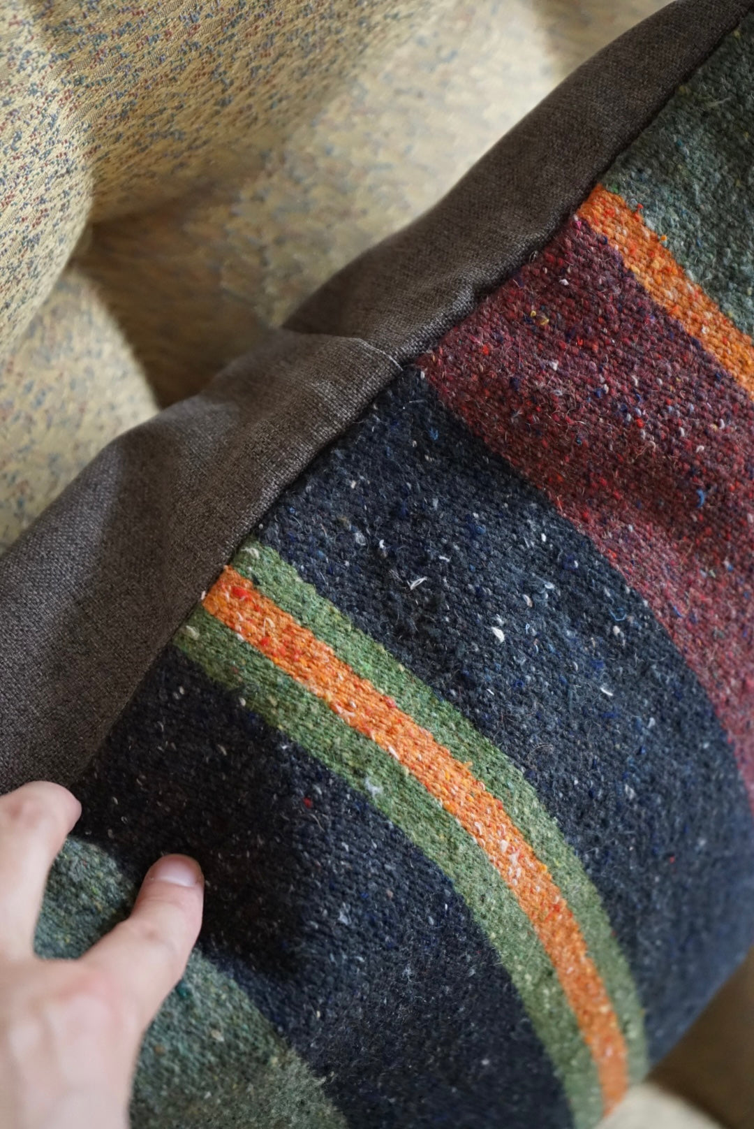 Türkiye Old Kilim Cushion Cover Mix Stripe Dark Color 50 × 50 cm No.TR25523 / 国内送料無料・羊毛手織りキリム