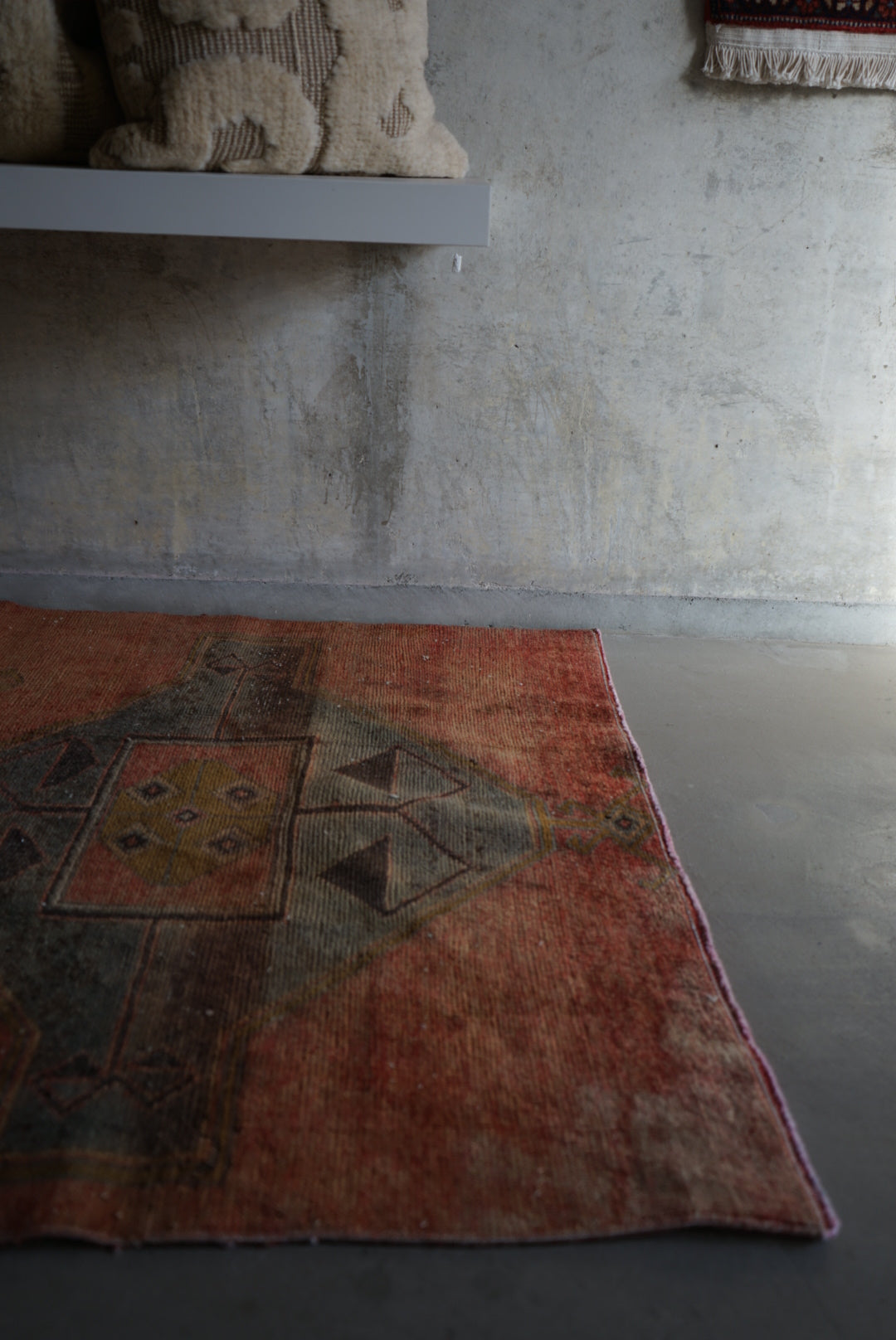 Türkiye Old Oushak Orange Small size 1970年代 137 × 91 cm No.TR25235