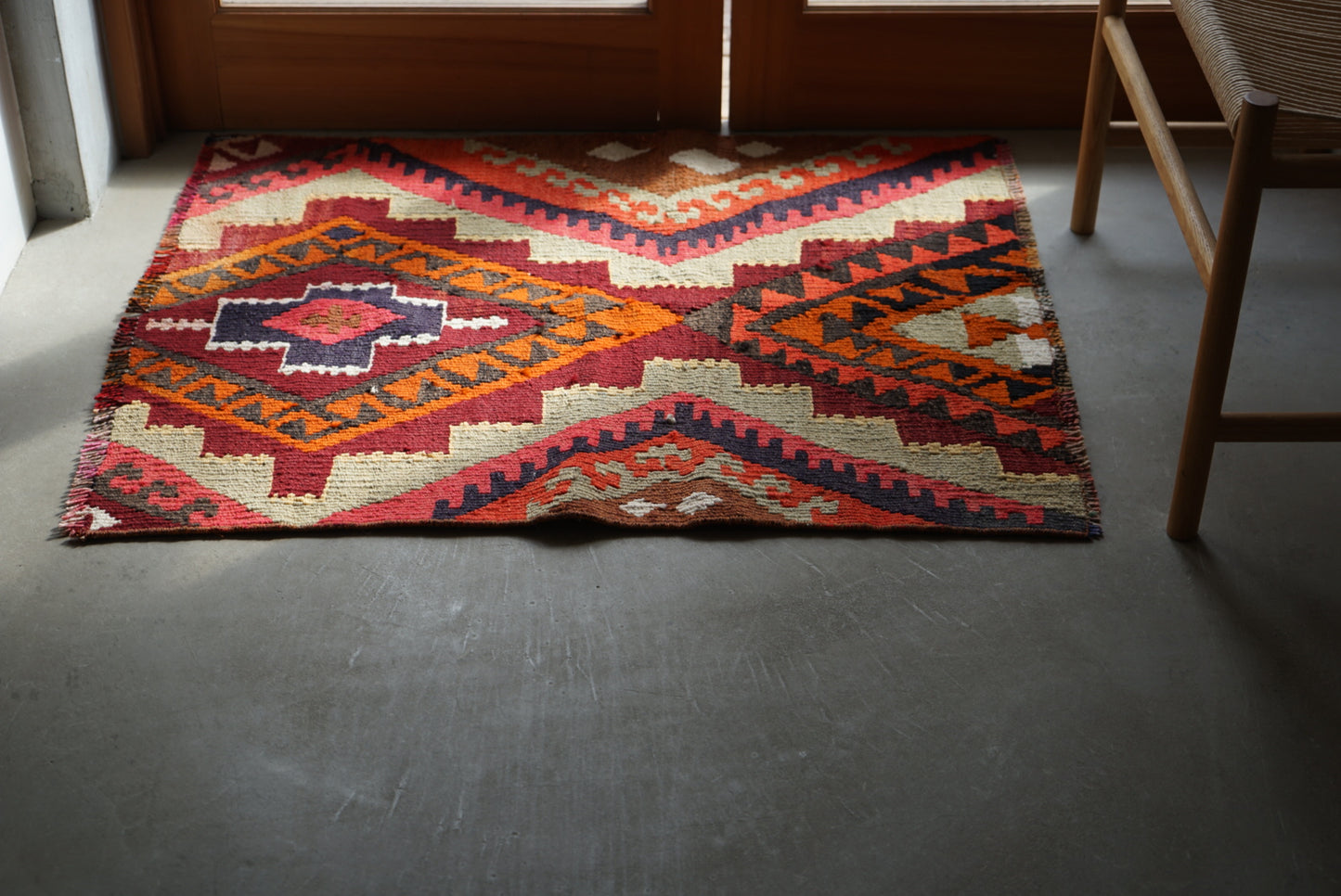 Türkiye Old Kilim Mix Color 98 × 79 cm No.TR25308