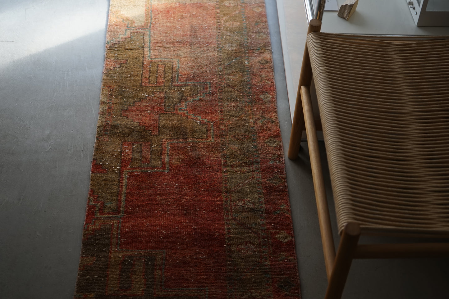 TURKEY OLD ISPARTA RUNNER 1970年代 132 × 51.5 cm No.TR25203