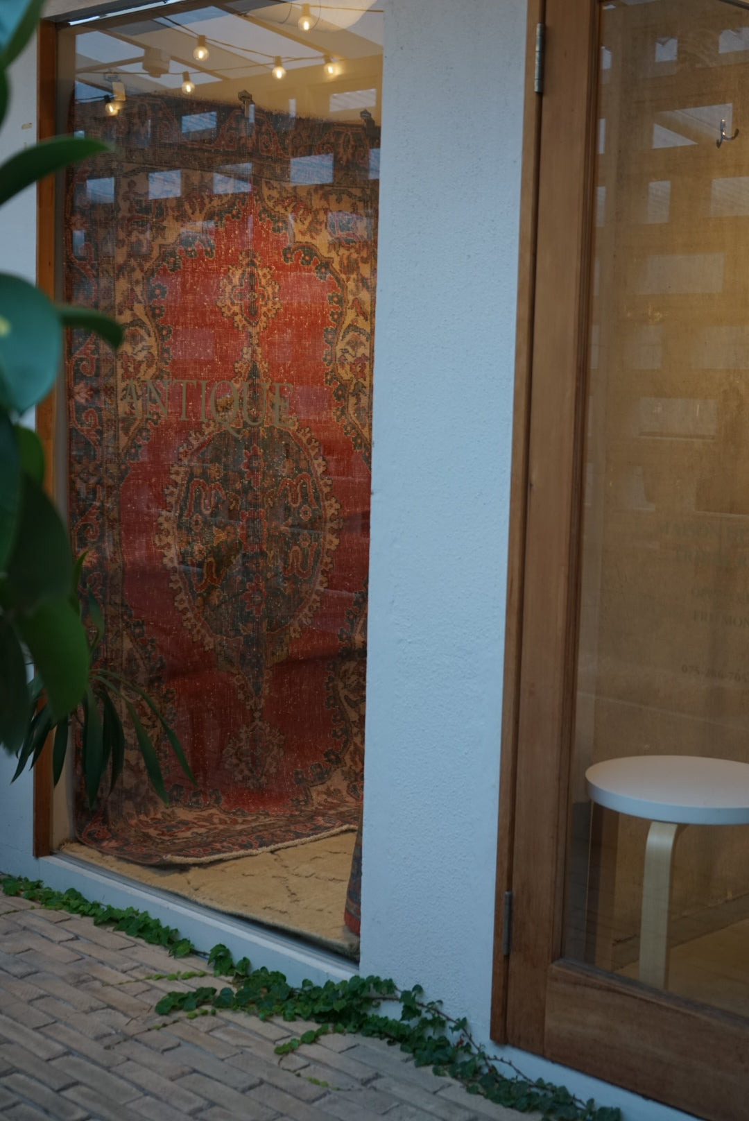 TURKEY OLD ISPARTA RED 1970年代 198 × 109 cm No.TR25143