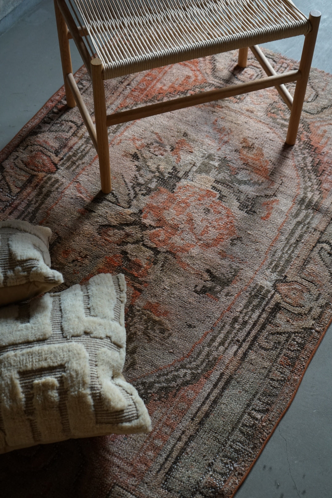 TURKEY OLD ISPARTA ROSE FLOWER 1950-1960年代 161 × 107.5 cm No.TR25129