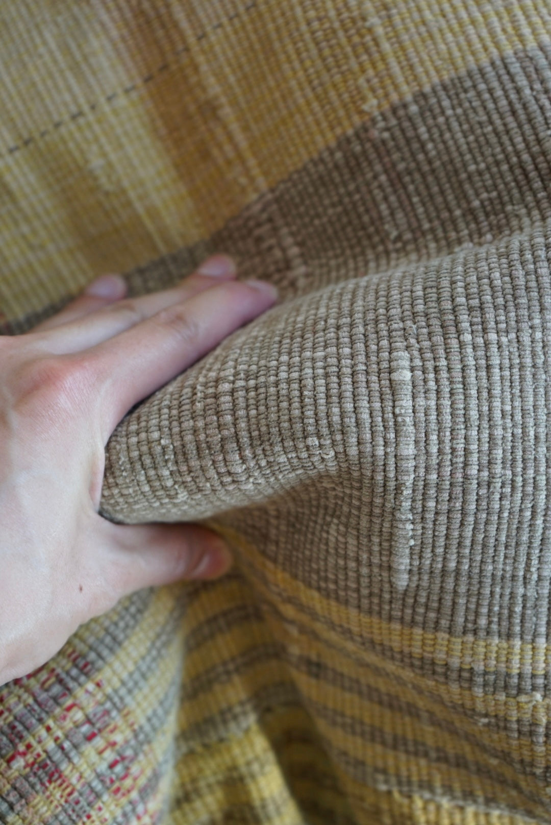 Türkiye Old Kilim Cushion Cover Yellow , Beige , Glay Mix Stripe Design 52 × 50 cm No.TR25560 / 送料無料・羊毛手織りキリム