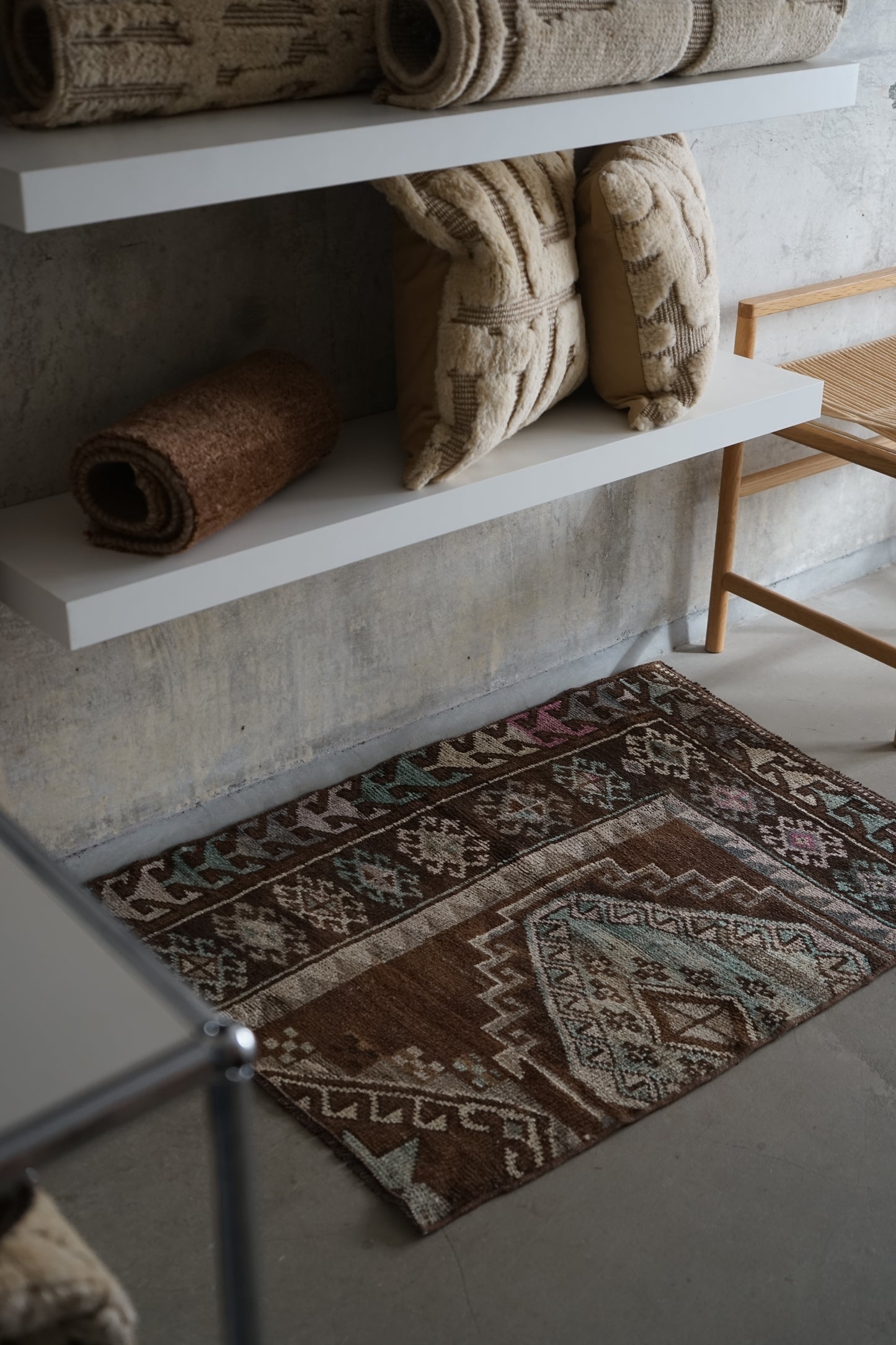 TURKEY VINTAGE SMALL BROWN RUG 93.5 × 70 cm No.TR25167