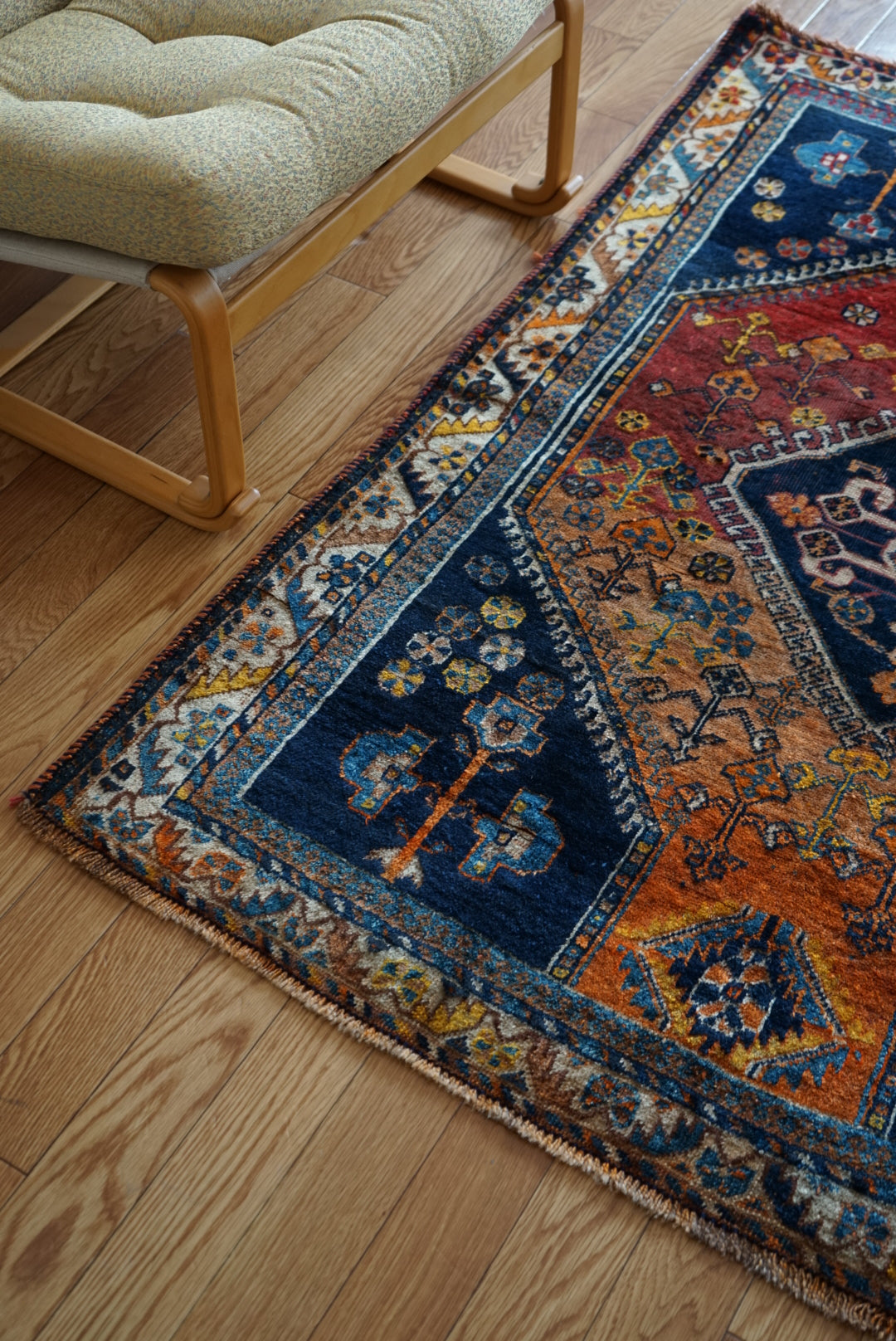 店頭販売 IRAN ANTIQUE QASHQAI BOLVALDI 1860年代 136 × 108 cm / 4'4" × 3'5" ft