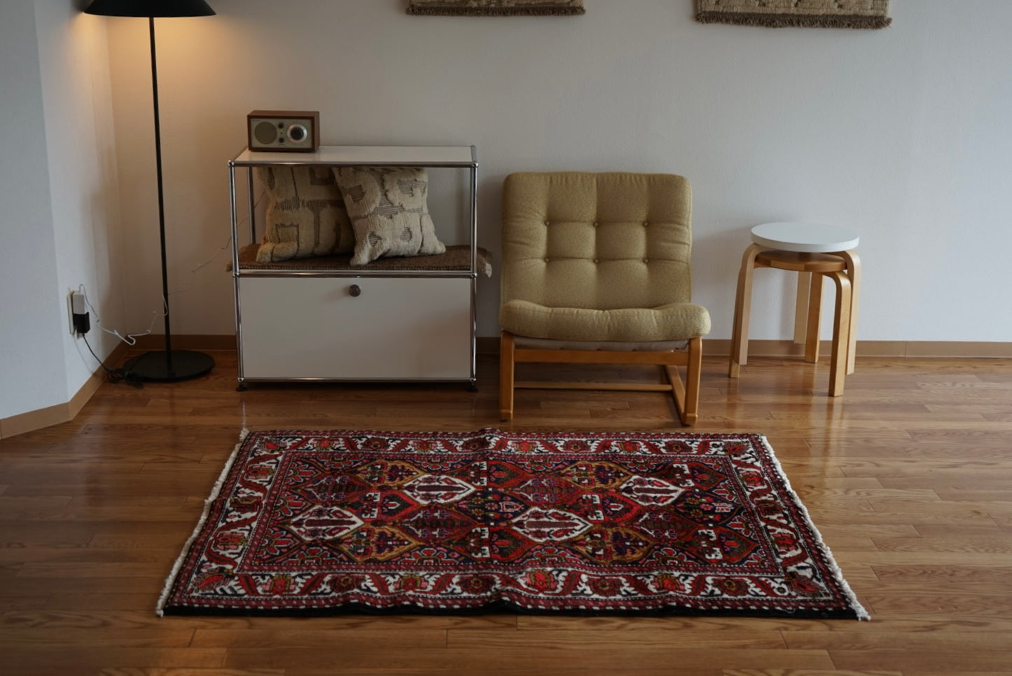 Iran Old Bakhtiari Samavari 1950年代 150 × 107 cm / 4'9 × 3'5" ft / 国内送料無料・羊毛手織り絨毯