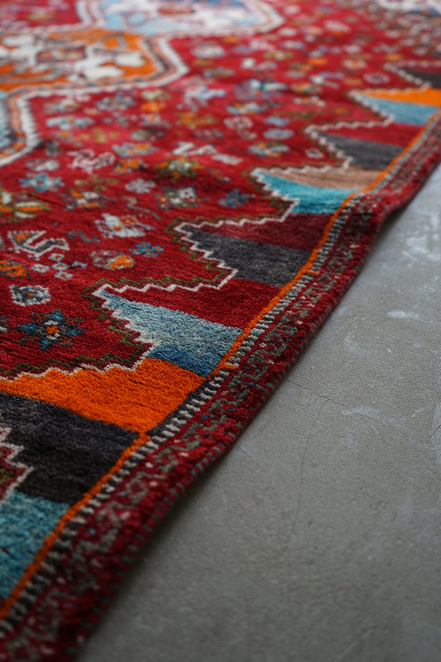 IRAN OLD SHIRAZ QASHQAI 1970年代 195 × 112 cm / 6'4" × 3'6" ft