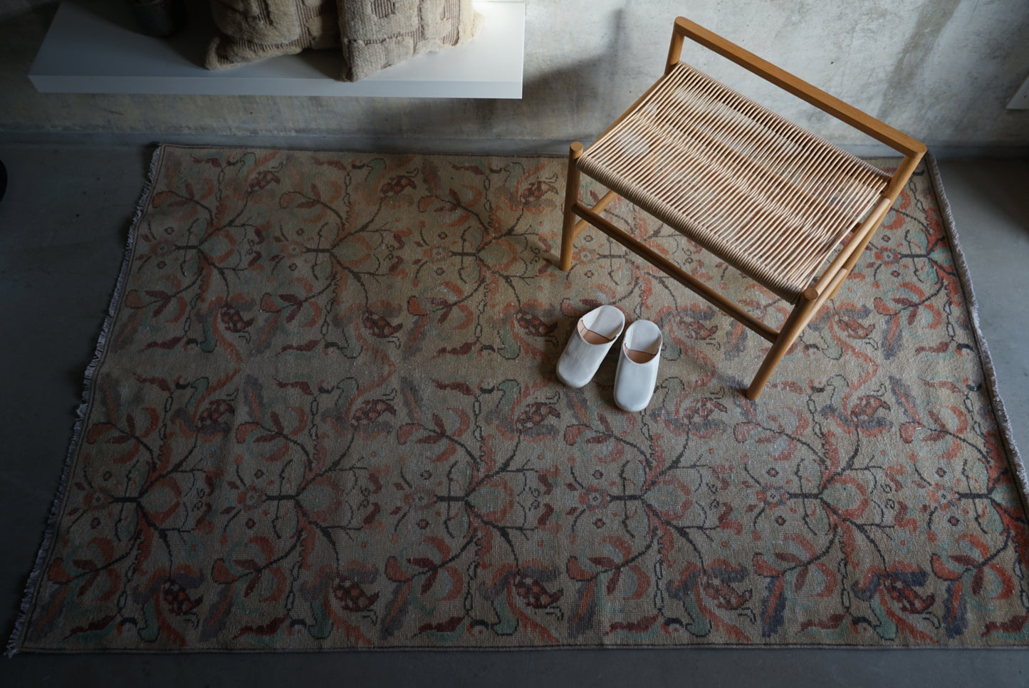 Türkiye Old Isparta Beige Floral 1970年代 218 × 136 cm No.TR25267