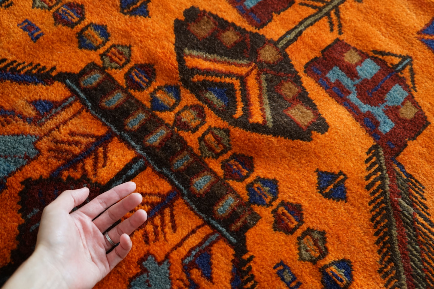 AFGHANISTAN VINTAGE BALUCH 1980-1985年 216 × 129 cm