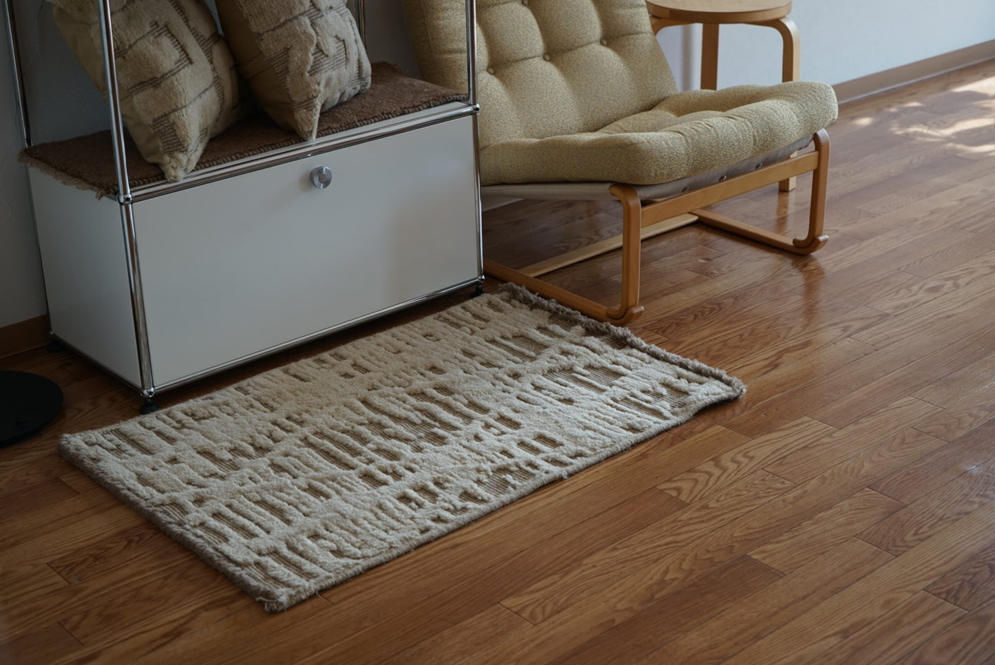 店頭販売 ORIGINAL IRAN QASHQAI KILIM DOORSIZE " MORNING MIST " 95 × 65 cm