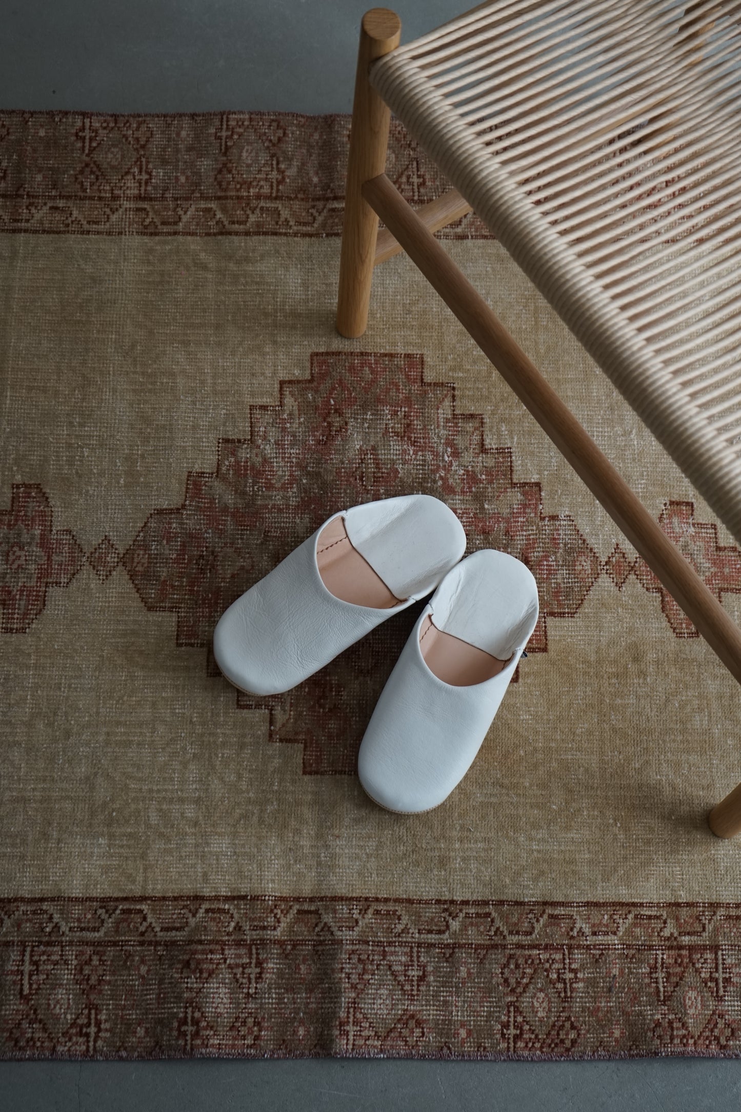 TURKEY OLD ISPARTA BEIGE MEDALION 1970年代 172 × 92 cm No.TR25200