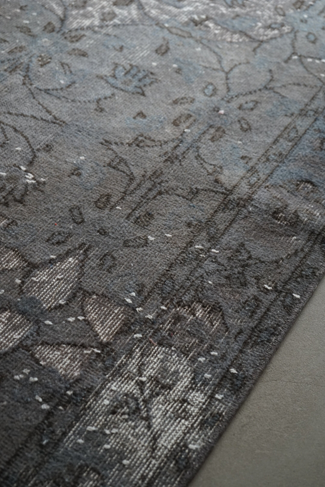 TURKEY OLD CHARCOAL GREY 1970年代 200 × 112 cm No.TR25154